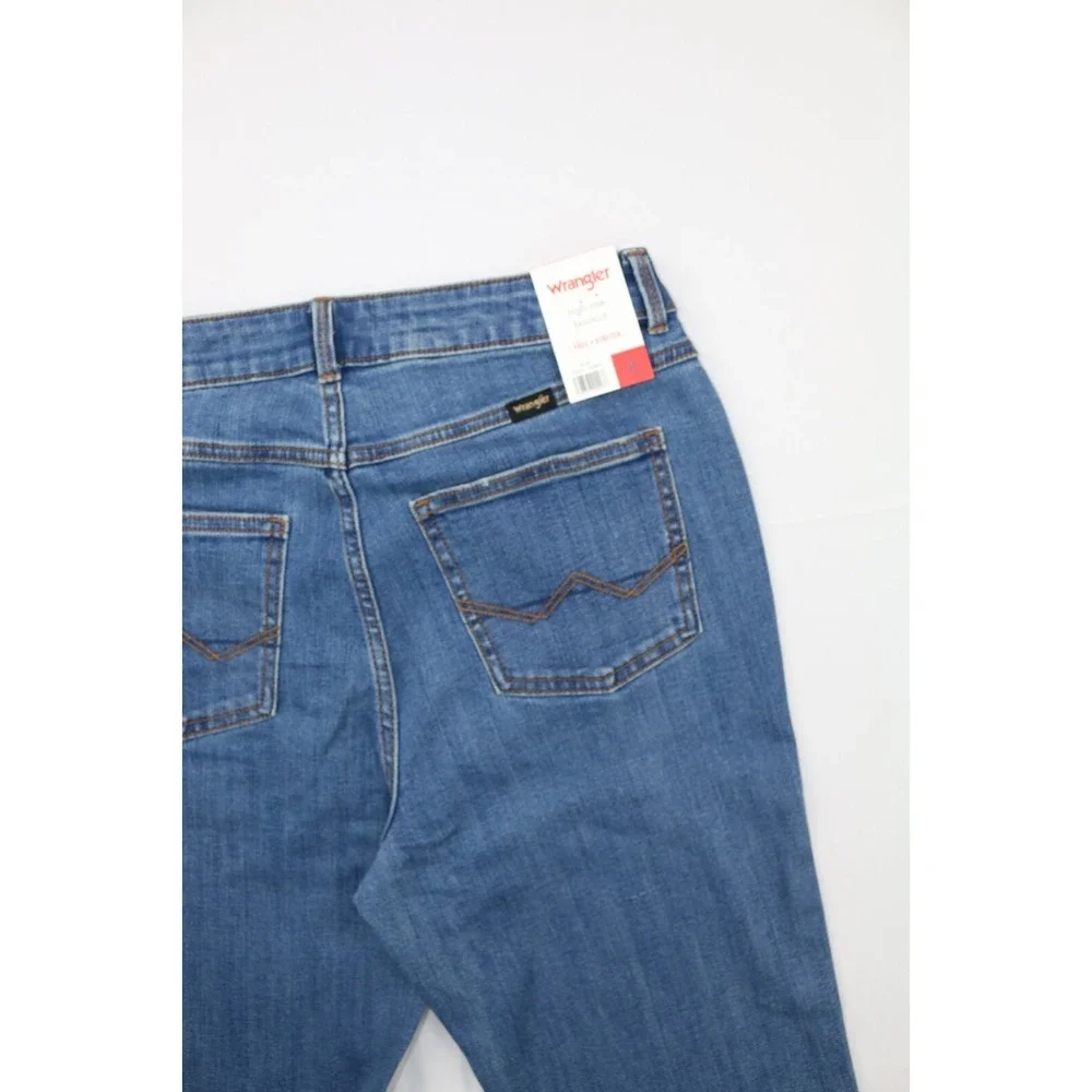 Wrangler Womens Jeans Blue Size 8 Hight Rise Bootcut Mid Wash Stretch